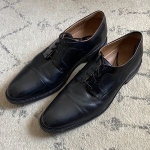 Cole Haan Black Leather Derby Oxfords